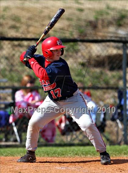 Thumbnail 1 in Halls vs Grainger County (Anderson County) photogallery.