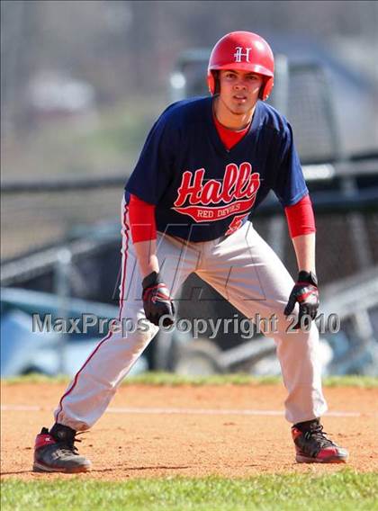 Thumbnail 2 in Halls vs Grainger County (Anderson County) photogallery.