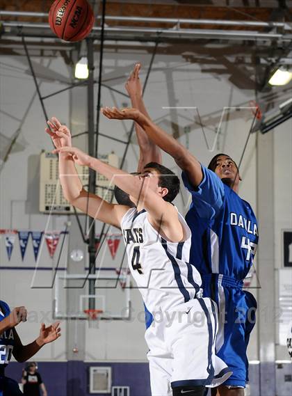 Thumbnail 3 in Oakland vs. West Ranch (St. Hope Elite Hoops Classic) photogallery.