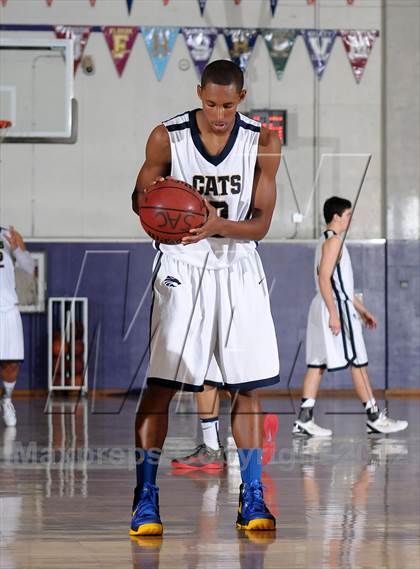 Thumbnail 3 in Oakland vs. West Ranch (St. Hope Elite Hoops Classic) photogallery.