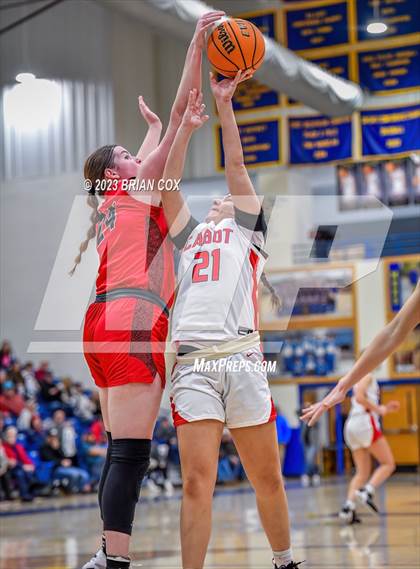 Thumbnail 1 in Farmington vs Cabot (Ultimate Auto Tournament) photogallery.
