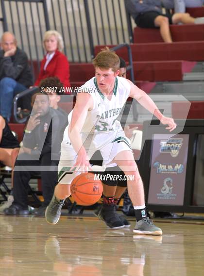 Thumbnail 3 in Central vs. Palo Verde (Rancho Mirage Holiday Invitational) photogallery.