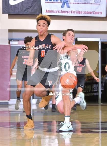 Thumbnail 3 in Central vs. Palo Verde (Rancho Mirage Holiday Invitational) photogallery.