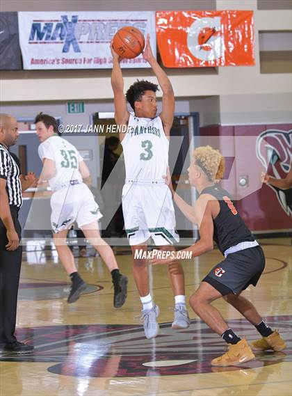 Thumbnail 2 in Central vs. Palo Verde (Rancho Mirage Holiday Invitational) photogallery.