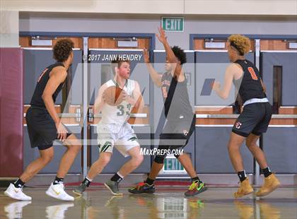 Thumbnail 3 in Central vs. Palo Verde (Rancho Mirage Holiday Invitational) photogallery.