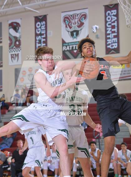 Thumbnail 3 in Central vs. Palo Verde (Rancho Mirage Holiday Invitational) photogallery.