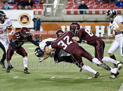 Thumbnail 2 in Morgan vs. Hurricane photogallery.