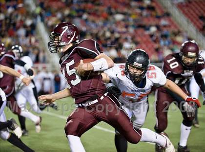 Thumbnail 2 in Morgan vs. Hurricane photogallery.