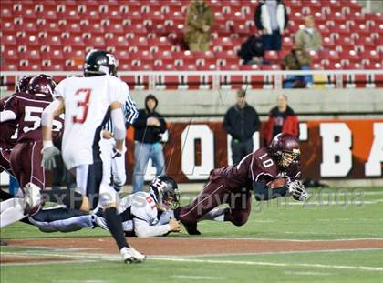 Thumbnail 2 in Morgan vs. Hurricane photogallery.