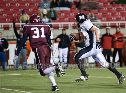 Thumbnail 3 in Morgan vs. Hurricane photogallery.