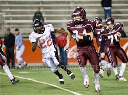 Thumbnail 3 in Morgan vs. Hurricane photogallery.