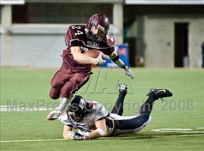 Thumbnail 3 in Morgan vs. Hurricane photogallery.