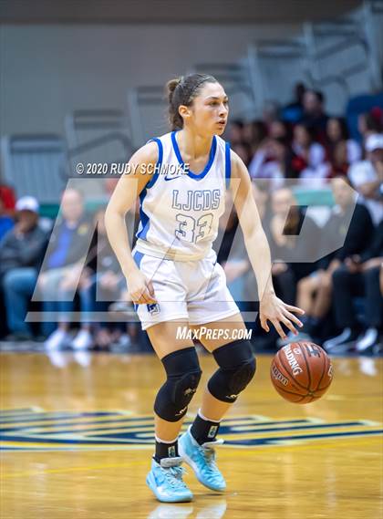 Thumbnail 3 in Cathedral Catholic vs. La Jolla Country Day (CIF SDS Girls Open Divistion Finals) photogallery.