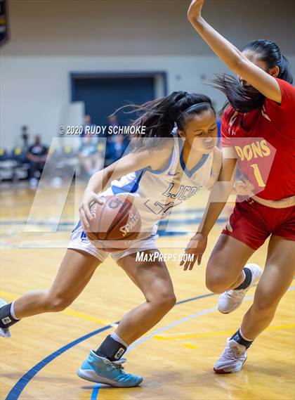 Thumbnail 1 in Cathedral Catholic vs. La Jolla Country Day (CIF SDS Girls Open Divistion Finals) photogallery.
