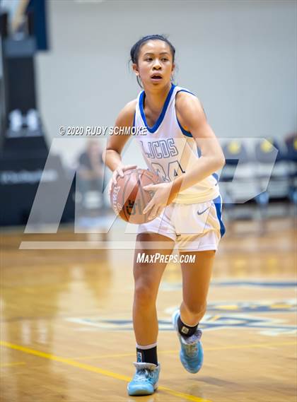 Thumbnail 3 in Cathedral Catholic vs. La Jolla Country Day (CIF SDS Girls Open Divistion Finals) photogallery.