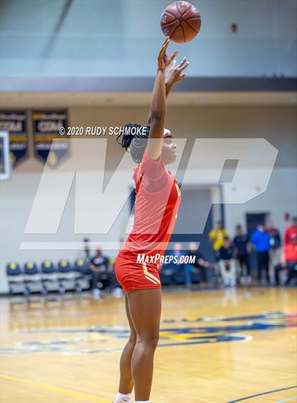 Thumbnail 1 in Cathedral Catholic vs. La Jolla Country Day (CIF SDS Girls Open Divistion Finals) photogallery.