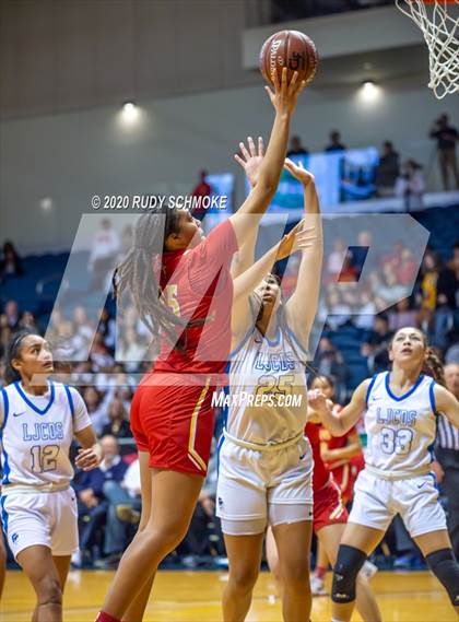 Thumbnail 1 in Cathedral Catholic vs. La Jolla Country Day (CIF SDS Girls Open Divistion Finals) photogallery.