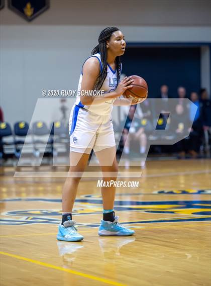 Thumbnail 3 in Cathedral Catholic vs. La Jolla Country Day (CIF SDS Girls Open Divistion Finals) photogallery.