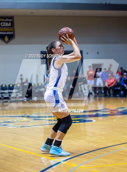 Thumbnail 1 in Cathedral Catholic vs. La Jolla Country Day (CIF SDS Girls Open Divistion Finals) photogallery.