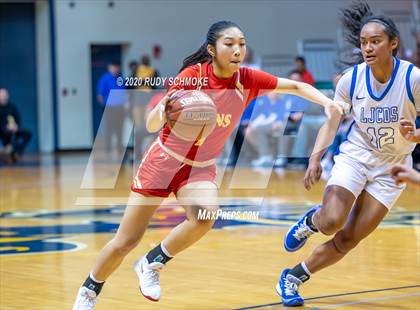Thumbnail 2 in Cathedral Catholic vs. La Jolla Country Day (CIF SDS Girls Open Divistion Finals) photogallery.