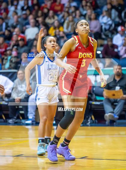 Thumbnail 2 in Cathedral Catholic vs. La Jolla Country Day (CIF SDS Girls Open Divistion Finals) photogallery.