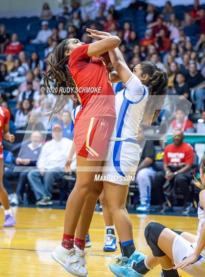 Thumbnail 1 in Cathedral Catholic vs. La Jolla Country Day (CIF SDS Girls Open Divistion Finals) photogallery.