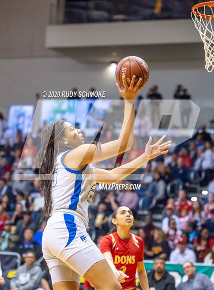 Thumbnail 3 in Cathedral Catholic vs. La Jolla Country Day (CIF SDS Girls Open Divistion Finals) photogallery.