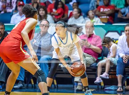 Thumbnail 3 in Cathedral Catholic vs. La Jolla Country Day (CIF SDS Girls Open Divistion Finals) photogallery.