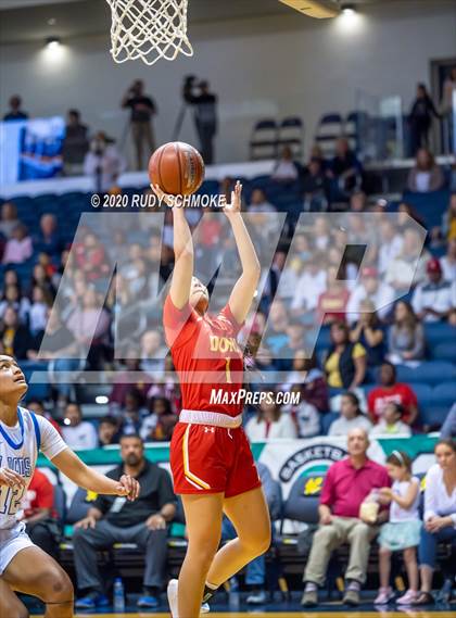 Thumbnail 3 in Cathedral Catholic vs. La Jolla Country Day (CIF SDS Girls Open Divistion Finals) photogallery.