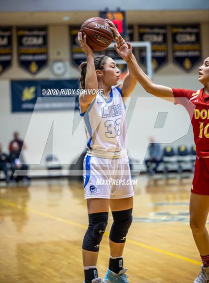 Thumbnail 1 in Cathedral Catholic vs. La Jolla Country Day (CIF SDS Girls Open Divistion Finals) photogallery.