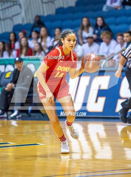 Thumbnail 3 in Cathedral Catholic vs. La Jolla Country Day (CIF SDS Girls Open Divistion Finals) photogallery.