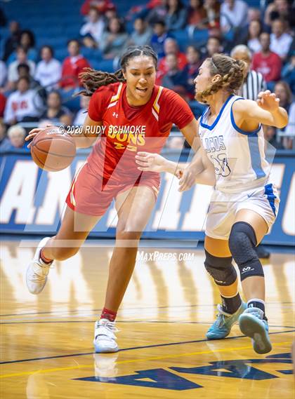 Thumbnail 2 in Cathedral Catholic vs. La Jolla Country Day (CIF SDS Girls Open Divistion Finals) photogallery.