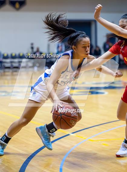 Thumbnail 3 in Cathedral Catholic vs. La Jolla Country Day (CIF SDS Girls Open Divistion Finals) photogallery.