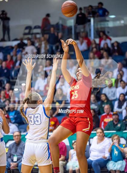 Thumbnail 1 in Cathedral Catholic vs. La Jolla Country Day (CIF SDS Girls Open Divistion Finals) photogallery.