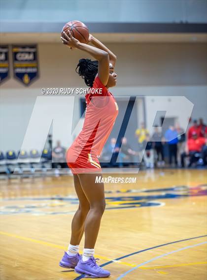 Thumbnail 1 in Cathedral Catholic vs. La Jolla Country Day (CIF SDS Girls Open Divistion Finals) photogallery.