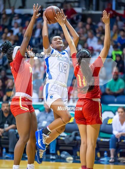 Thumbnail 1 in Cathedral Catholic vs. La Jolla Country Day (CIF SDS Girls Open Divistion Finals) photogallery.