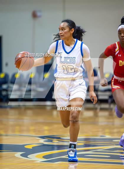 Thumbnail 2 in Cathedral Catholic vs. La Jolla Country Day (CIF SDS Girls Open Divistion Finals) photogallery.