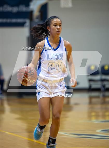 Thumbnail 2 in Cathedral Catholic vs. La Jolla Country Day (CIF SDS Girls Open Divistion Finals) photogallery.