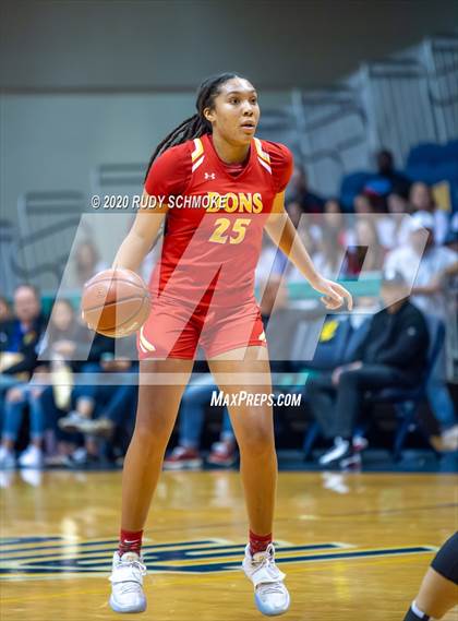 Thumbnail 2 in Cathedral Catholic vs. La Jolla Country Day (CIF SDS Girls Open Divistion Finals) photogallery.