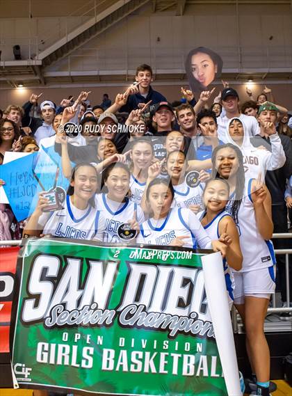 Thumbnail 1 in Cathedral Catholic vs. La Jolla Country Day (CIF SDS Girls Open Divistion Finals) photogallery.