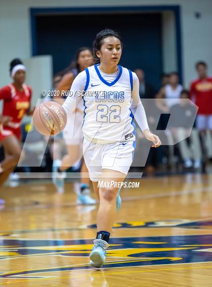 Thumbnail 2 in Cathedral Catholic vs. La Jolla Country Day (CIF SDS Girls Open Divistion Finals) photogallery.