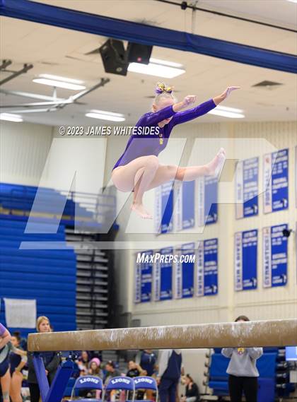 Thumbnail 3 in VHSL Occoquan Region 6C Championships photogallery.