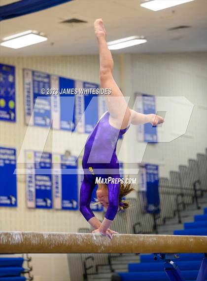 Thumbnail 3 in VHSL Occoquan Region 6C Championships photogallery.