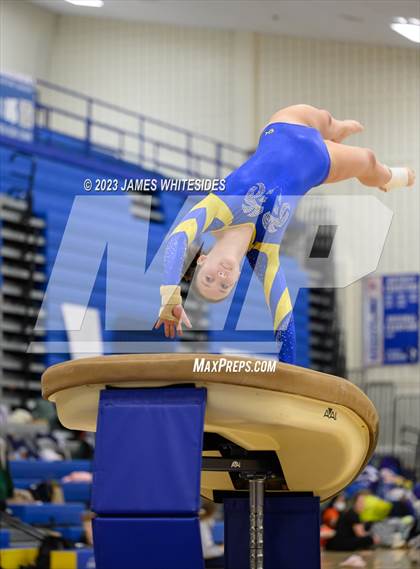 Thumbnail 3 in VHSL Occoquan Region 6C Championships photogallery.