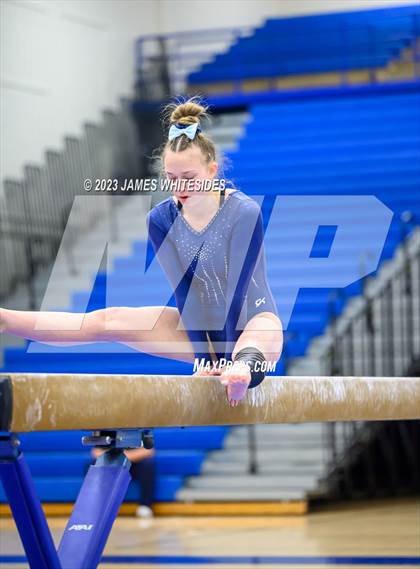 Thumbnail 1 in VHSL Occoquan Region 6C Championships photogallery.