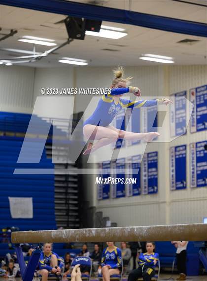 Thumbnail 3 in VHSL Occoquan Region 6C Championships photogallery.