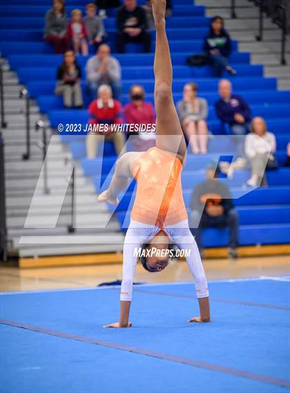 Thumbnail 1 in VHSL Occoquan Region 6C Championships photogallery.