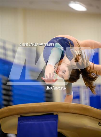 Thumbnail 1 in VHSL Occoquan Region 6C Championships photogallery.