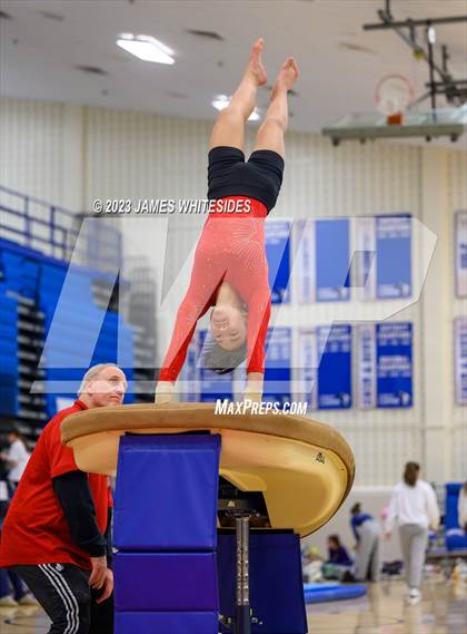 Thumbnail 2 in VHSL Occoquan Region 6C Championships photogallery.