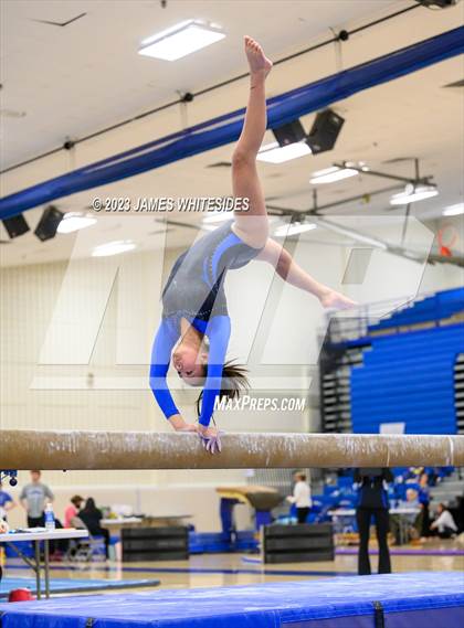 Thumbnail 1 in VHSL Occoquan Region 6C Championships photogallery.